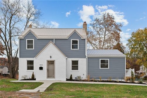 909 North Ave, Verona, PA, 15147-2126 | Card Image