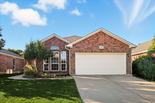 3828 Confidence Dr, Fort Worth, TX, 76244-5722 | Card Image