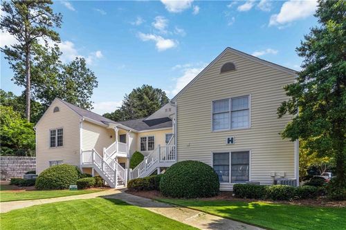 914 Cannongate Xing Sw, Marietta, GA, 30064-4616 | Card Image