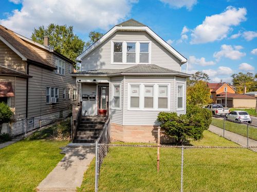 100 W 104th St, Chicago, IL, 60628-2615 | Card Image