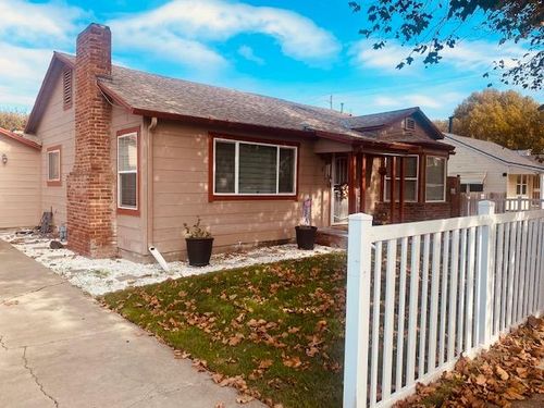 9 4th Ave, Isleton, CA, 95641 | Card Image