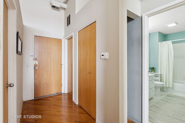APT-305 - 601 Linden Pl, Condo with 2 bedrooms, 1 bathrooms and 1 parking in Evanston IL | Image 14