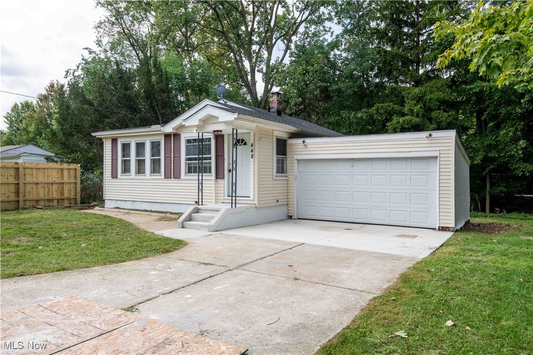 Harris Rd, Richmond Heights, OH 44143