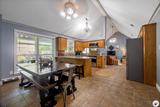 2 Tyler Ln, House other with 3 bedrooms, 2 bathrooms and null parking in Hooks TX | Image 11