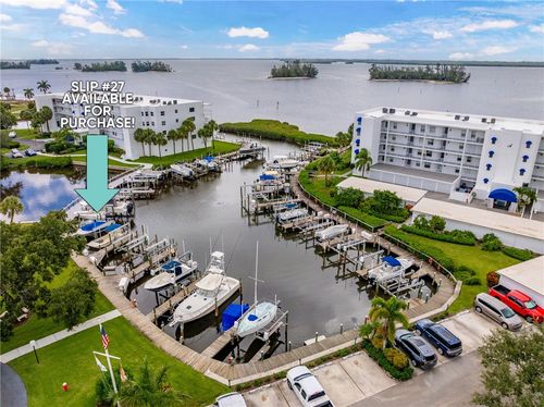 000 River Run Dr, Sebastian, FL, 32958 | Card Image