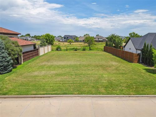3805 Danfield Lane, Norman, OK, 73072 | Card Image
