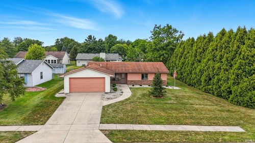 1622 Briar Fence Ln, Fort Wayne, IN, 46804-8009 | Card Image