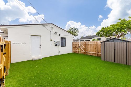 rear-unit-1918 Taft St, Hollywood, FL, 33020-2723 | Card Image