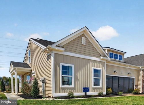 3024 Cedar Ln, ALLENTOWN, PA, 18103-5518 | Card Image