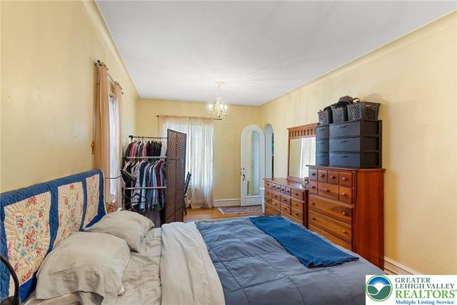 923 N Webster Ave, Home with 9 bedrooms, 5 bathrooms and 3 parking in Scranton PA | Image 22