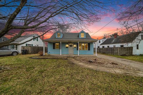 2410 Eisenhower Avenue, South Bend, IN, 46615-3418 | Card Image