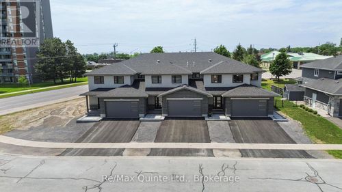 10 Stinson Ave, Belleville, ON, K8P5N9 | Card Image