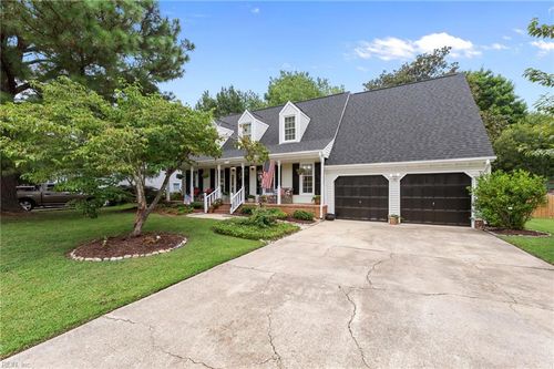 405 Currituck Dr, Chesapeake, VA, 23322-7903 | Card Image