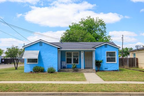 1732 2nd Street, Escalon, CA, 95320 | Card Image