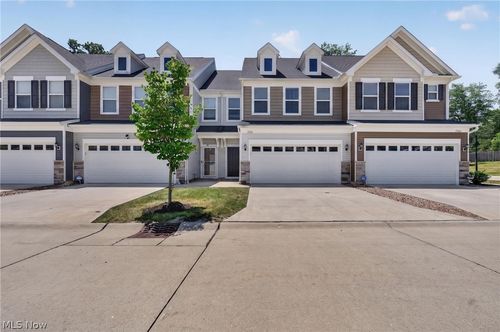 27661 Serviceberry Ct, Westlake, OH, 44145-1239 | Card Image