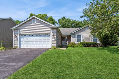 27W120 Walnut Dr, Winfield, IL, 60190-2052 | Card Image