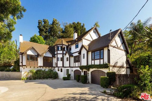 5237 San Feliciano Dr, Woodland Hills, CA, 91364 | Card Image