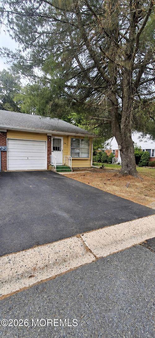 14 B Lenape Dr, Whiting, NJ, 08759-1793 | Card Image