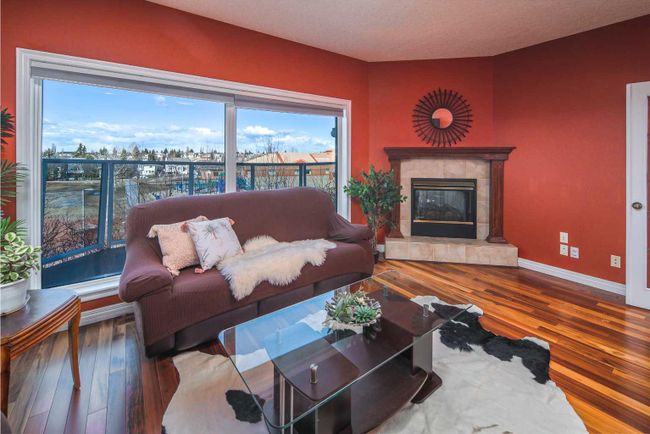32 Hawkmount Heights Nw, Home with 5 bedrooms, 5 bathrooms and 2 parking in Calgary AB | Image 17