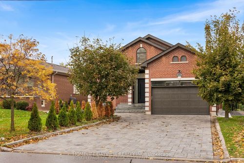 72a Oxford St, Richmond Hill, ON, L4C4L5 | Card Image