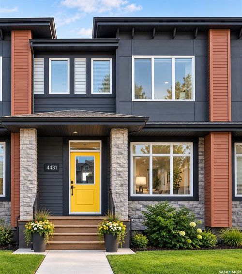 4431 Buckingham Dr, Regina, SK, S4V3X4 | Card Image