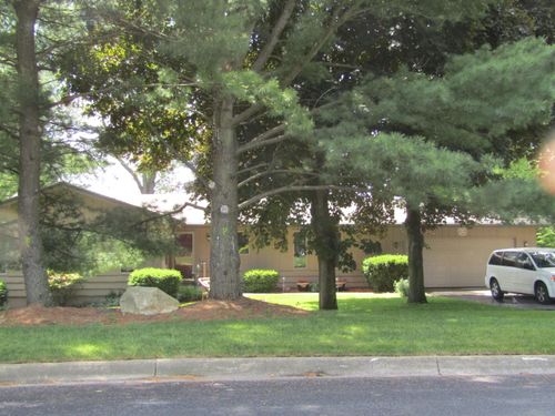 9670 Treetop Dr, Galesburg, MI, 49053-8701 | Card Image