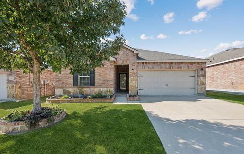 409 Mariscal Pl, Fort Worth, TX, 76131-2540 | Card Image