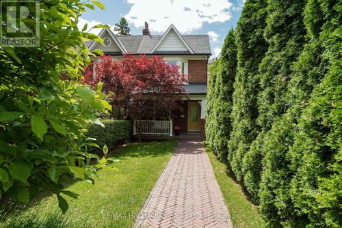 63 Hillsview Ave, Toronto, ON, M6P1J4 | Card Image