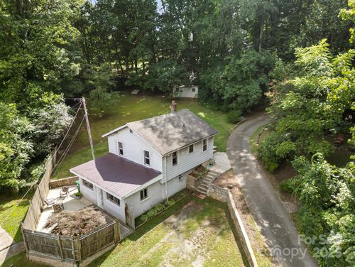 245 Hookers Gap Rd, Candler, NC, 28715-8415 | Card Image