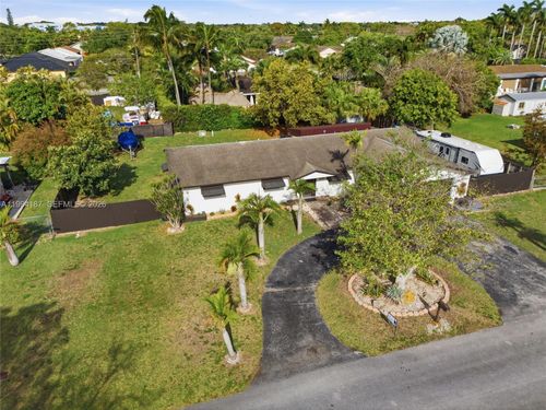 28500 Sw 161st Ave, Homestead, FL, 33033-1196 | Card Image