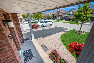 30 Canoe Cres, House other with 3 bedrooms, 3 bathrooms and 3 parking in Scarborough ON | Image 3