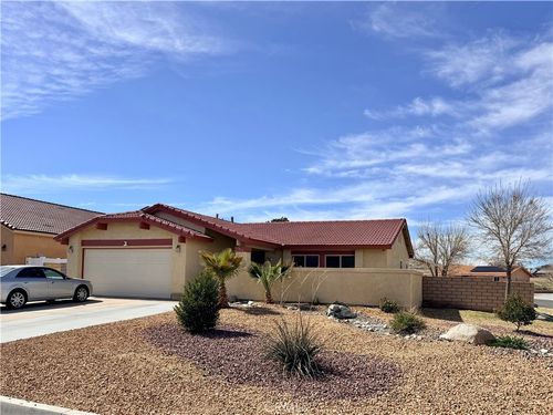 13839 Topmast Dr, Helendale, CA, 92342-7871 | Card Image