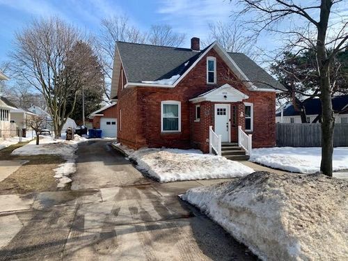 406 N Rowe St, Ludington, MI, 49431-1737 | Card Image