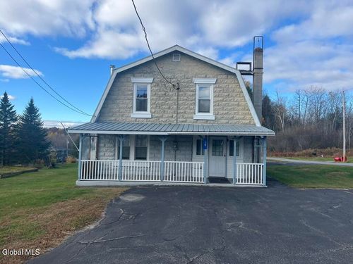 19 Foote St, Mineville, NY, 12956-1453 | Card Image