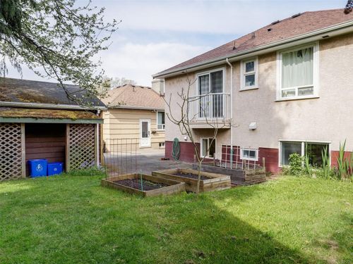 837 Villance St, Victoria, BC, V8X2P5 | Card Image