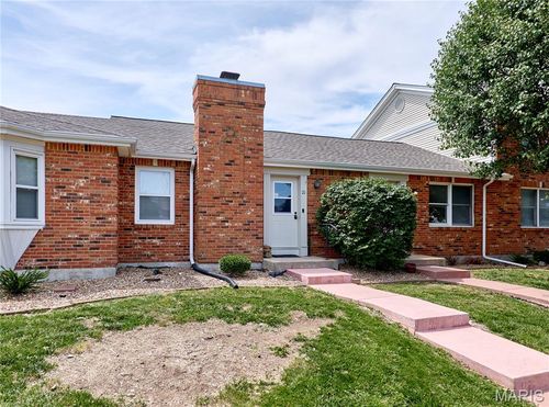 21 Brittany Ct, Troy, MO, 63379-2404 | Card Image