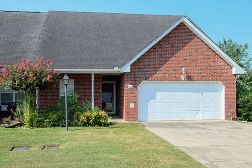 500 Yellowstone Ct, Antioch, TN, 37013-2245 | Card Image