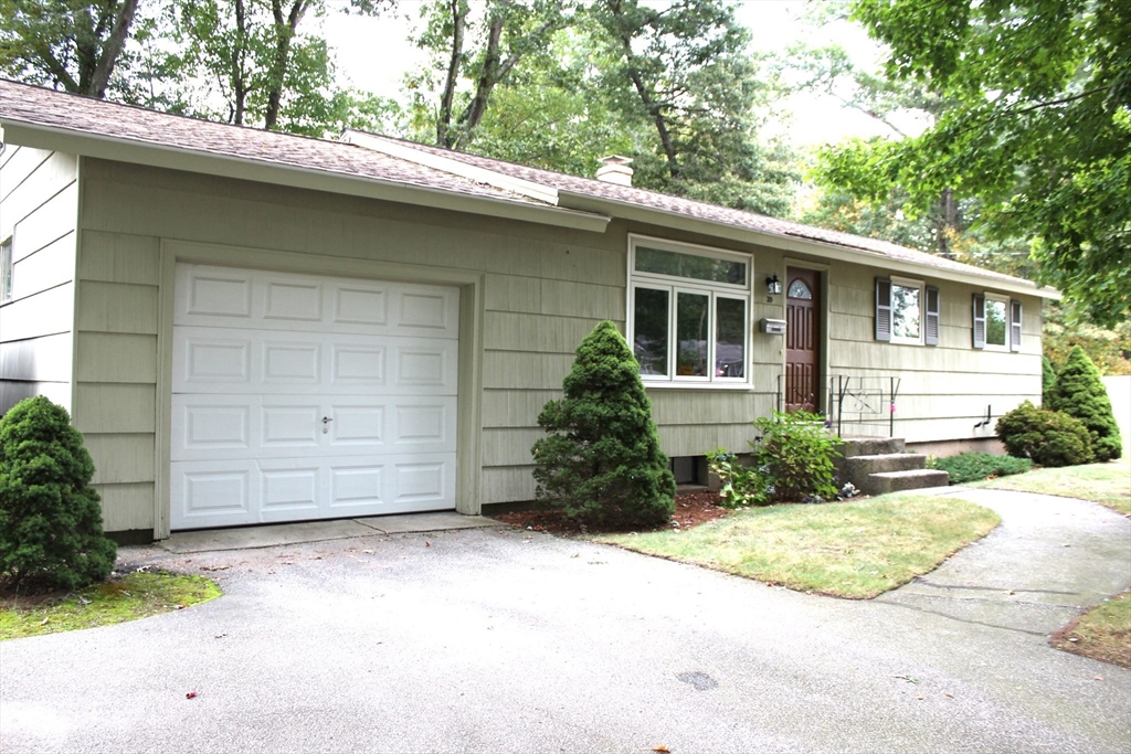 Cedar Hill Rd, Bellingham, MA 02019