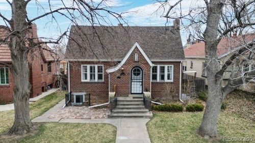 712 Harrison St, Denver, CO, 80206-4040 | Card Image