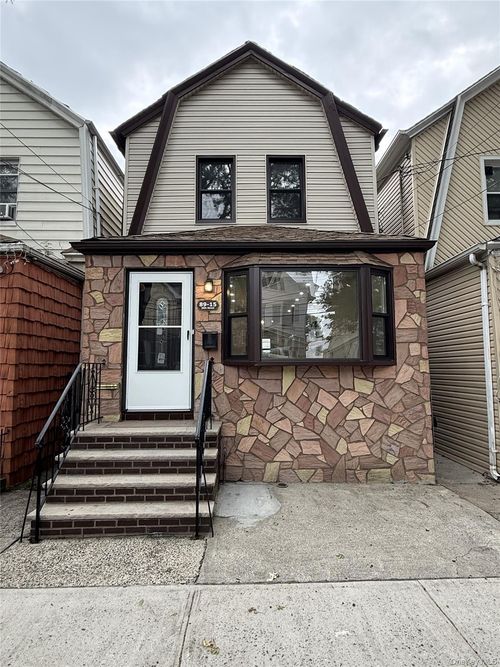 8915 86th St, Woodhaven, NY, 11421-2508 | Card Image