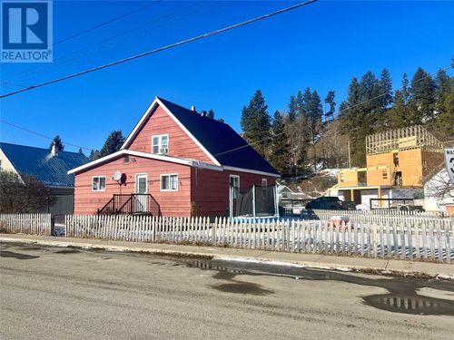 423 Similkameen Ave, Princeton, BC, V0X1W0 | Card Image