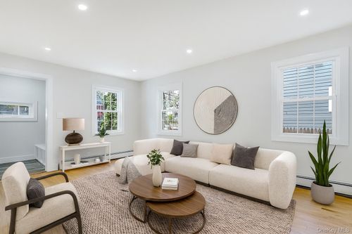 57 Marino Ave, Port Washington, NY, 11050-4207 | Card Image