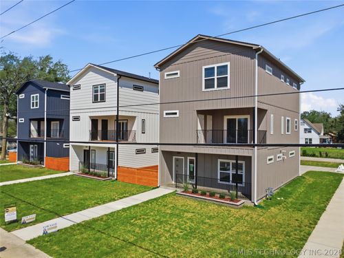 200 W Houston St, Broken Arrow, OK, 74012-5341 | Card Image