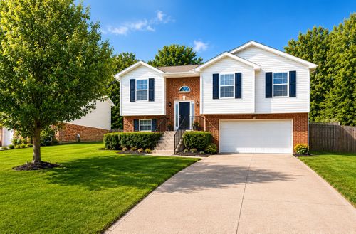 1023 Hedge Apple Dr, Clarksville, TN, 37040-2871 | Card Image