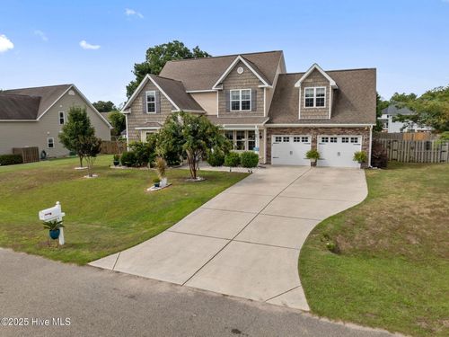 108 Bethea St, Holly Ridge, NC, 28445-7703 | Card Image