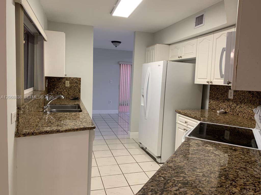 Residential Lease in Miami 4