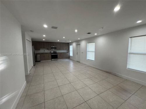 east-605 Nw 3rd Ave, Hallandale Beach, FL, 33009-3351 | Card Image