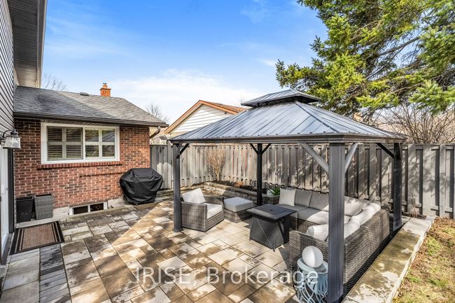109 Thomas St, House other with 4 bedrooms, 3 bathrooms and 4 parking in Cambridge ON | Image 33