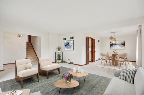 226 White Fawn Trl, Downers Grove, IL, 60516-1511 | Card Image