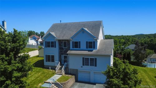 2058 Independence Dr, New Windsor, NY, 12553-4931 | Card Image